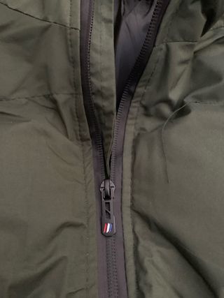 Plumífero verde oliva