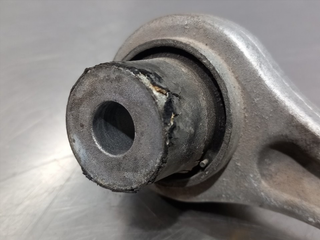 BRAZO SUSPENSION INFERIOR TRASERO IZQUIERDO MERCE