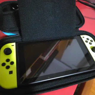 Nintendo Switch + Accesorios