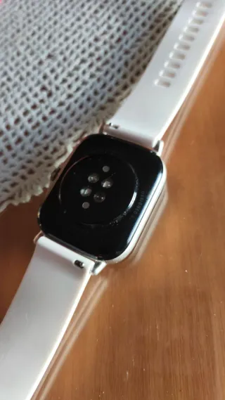 Reloj Amazfit GTS 2 Plata