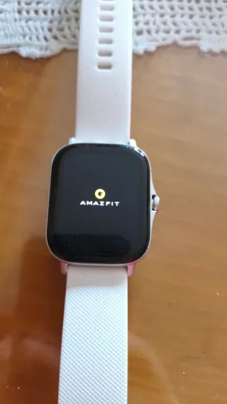 Reloj Amazfit GTS 2 Plata