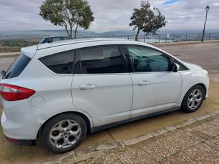 Ford C-Max 1.6 TDCi 95 CV Historial Completo