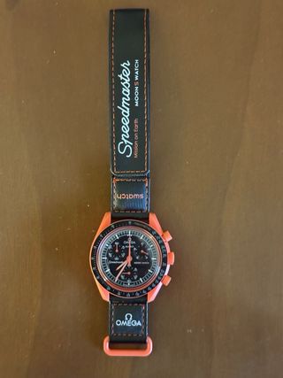 Swatch Omega Lava Bioceramic MoonSwatch