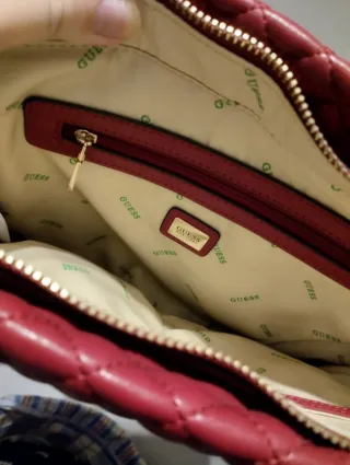 Bolso Guess Burdeos Grande