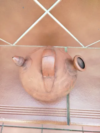 Botijos antiguos de barro