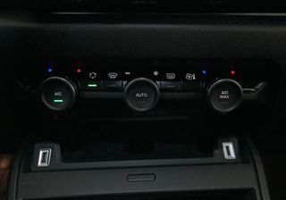 2023 Citroën C4 X PureTech 130cv S&S EAT8 Shine