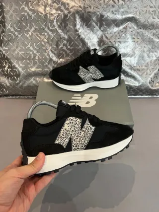 Tênis New Balance 327 Preto Pantera 38