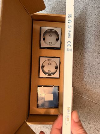 Enchufes con interruptor táctil