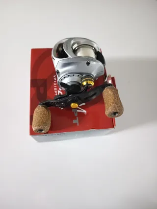 Carrete Casting Quantum Vapor VP 101SPT