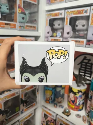 Funko Pop! Maleficent 9 Disney logo rojo 2011