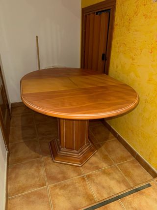 Mesa de comedor extensible de madera