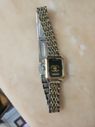 Orologio Chanel Rettangolare Oro Resistente