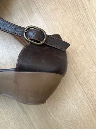 Sandalias NÁDA Marrones