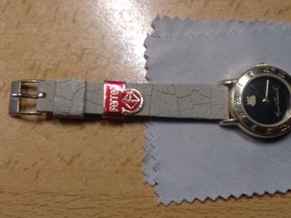 Reloj de pequeño tamaño para mujer.