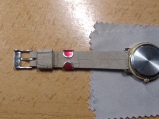 Reloj de pequeño tamaño para mujer.