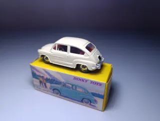 Dinky Toys Fiat 600 D