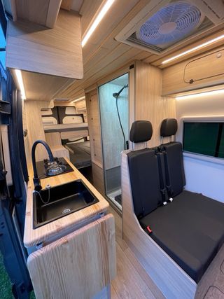 Camperización Furgoneta a Medida