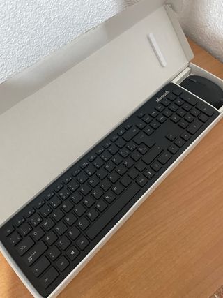 Microsoft Teclado y Ratón Bluetooth Negro