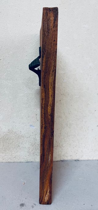 Apribottiglie da parete in legno