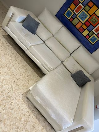 Chaiselongue polipiel blanco y gris