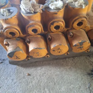 Distribuidor hidráulico 4 cuerpos