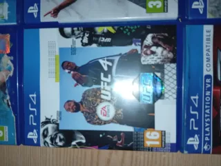 PS4 (PlayStation 4) Negra + 7 Juegos