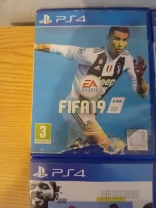 PS4 (PlayStation 4) Negra + 7 Juegos