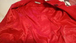 Levita corta Lefties roja