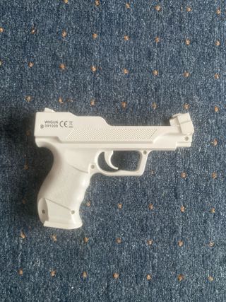 Pistola y Raquetas Wii Blancas
