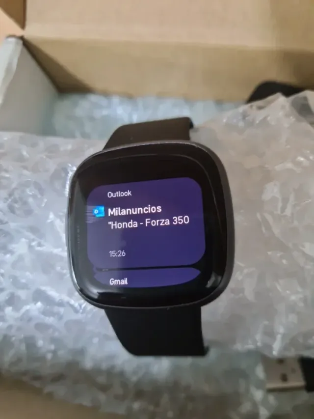 Google Fitbit Versa 4