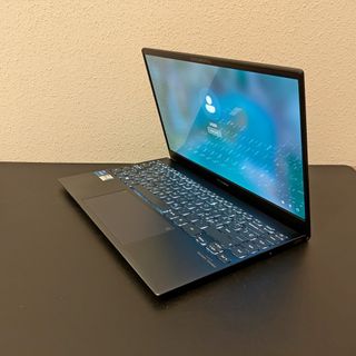 ASUS ZENBOOK 13 OLED i5 1135G7 2.4 8GB 512GB SSD