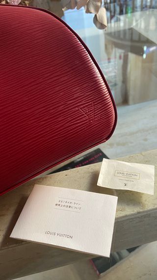 Louis Vuitton Epi Jasmin Rojo