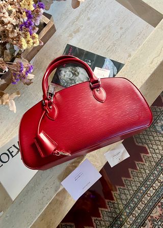 Louis Vuitton Epi Jasmin Rojo