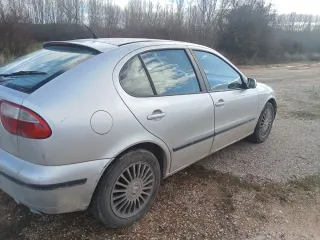 SEAT Leon 2000