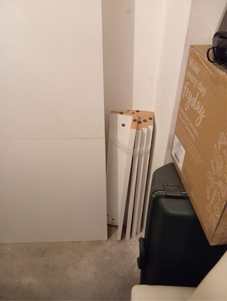 Mesa salón blanca y 6 sillas blancas