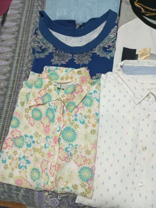 Lote de camisas y jerséis  de mujer