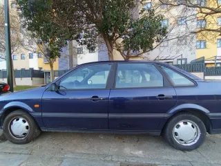 Volkswagen Passat 1.6 cl