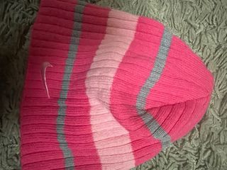Gorro Nike rosa de lana