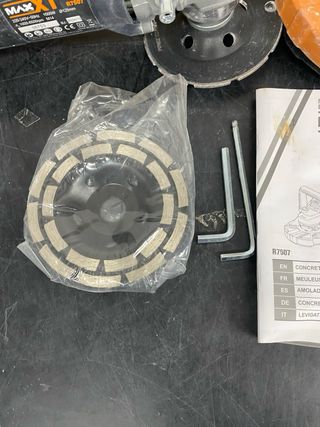 Lijadora de concreto MAXT