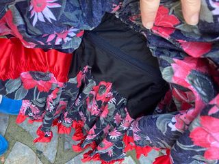 Traje de Flamenca Negro y Rojo