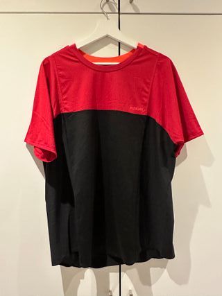 Camiseta Padel Kuikma Roja y Negra Talla M