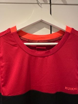 Camiseta Padel Kuikma Roja y Negra Talla M