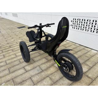 Triciclo Eléctrico ETNNIC EGO