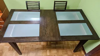 Mesa de comedor extensible de madera y cristal