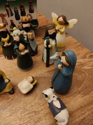 Belén Resina Infantil 10 Piezas miden 12cm