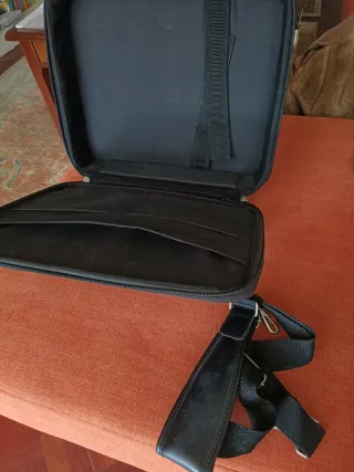 Maletín Negro para Portátil, documentos.40x 33x10c