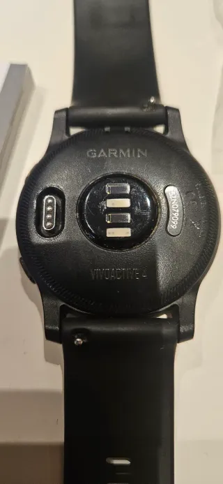 Garmin Vivoactive 4S Negro