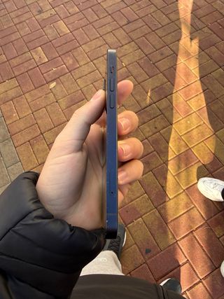 iPhone 12 Negro 81% Batería