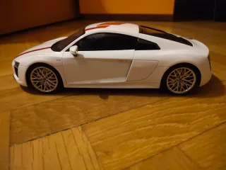 Maqueta Audi R8 V10 RWS 1:18 GT Spirit