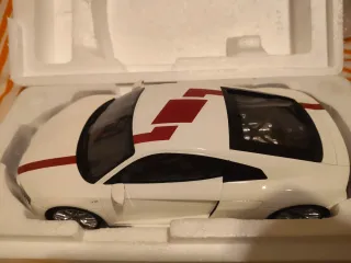 Maqueta Audi R8 V10 RWS 1:18 GT Spirit